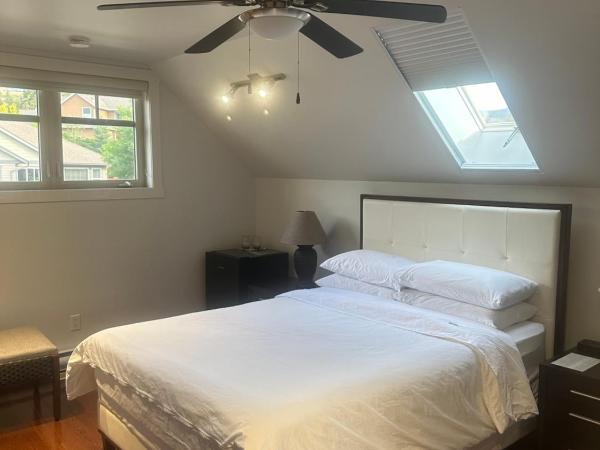 Upper Room in the Mission : photo 8 de la chambre chambre lit queen-size