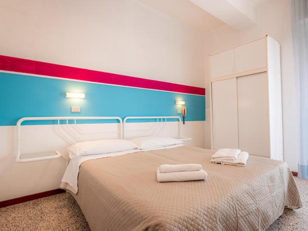 Hotel Serafini : photo 9 de la chambre chambre double