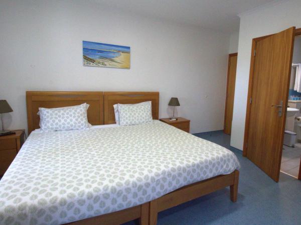 WOT Peniche PinhalMar : photo 5 de la chambre chambre familiale