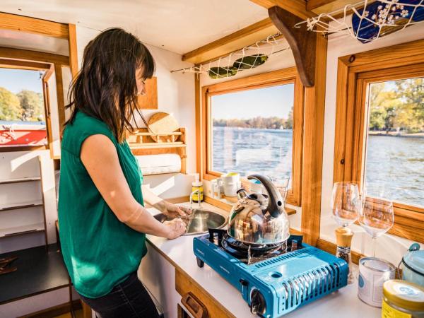 Hausboot Tour mit der Wasserkutsche - Führerscheinfrei : photo 9 de la chambre mobile home