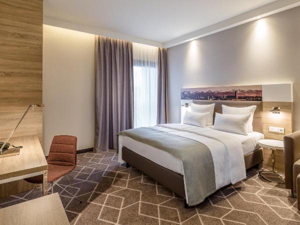 Holiday Inn Munich - City East, an IHG Hotel : photo 4 de la chambre chambre standard lit queen-size