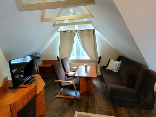 Villa Jedynak : photo 1 de la chambre twin room- attic