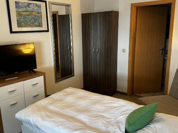 Messe Motel Laatzen : photo 3 de la chambre chambre simple