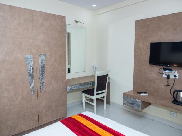 Ishwerya Suites : photo 4 de la chambre chambre double Économique