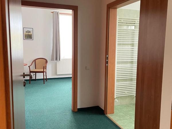 Golf Hotel Karolina : photo 4 de la chambre  chambre double - accessible aux personnes à mobilité réduite 