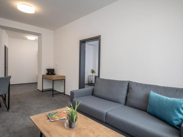 Design Hotel VP1 ART : photo 1 de la chambre suite familiale