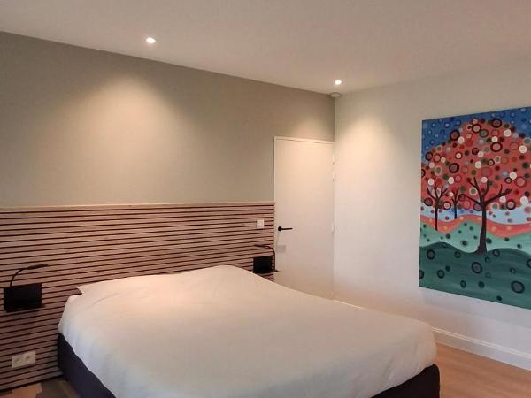 Privé studio in groene omgeving van Brugge gratis fietsen & parkeerplaats : photo 1 de la chambre studio lit king-size deluxe