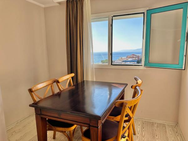 Silver Tower Residence : photo 1 de la chambre penthouse