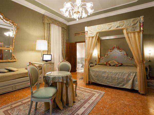 Hotel Al Ponte Mocenigo : photo 6 de la chambre suite junior