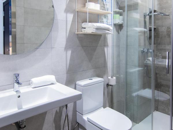 Standbyme Ramblas : photo 7 de la chambre chambre lits jumeaux standard