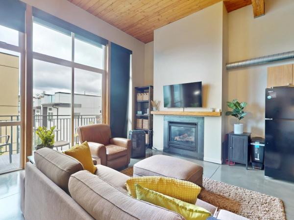 19th Avenue Lofts Unit 213 : photo 1 de la chambre studio 1 chambre