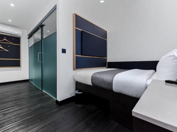 The Z Hotel Holborn : photo 2 de la chambre chambre lit queen-size - accessible aux personnes à mobilité réduite