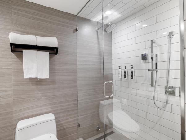 Infinity Hotel San Francisco, Tapestry Collection by Hilton : photo 9 de la chambre chambre lit king-size deluxe