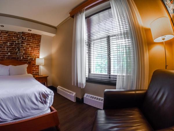 Hotel Chateau Bellevue : photo 2 de la chambre chambre supérieure lit queen-size