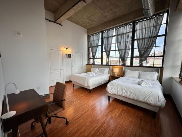Sosuite at Independence Lofts - Callowhill : photo 1 de la chambre appartement avec terrasse