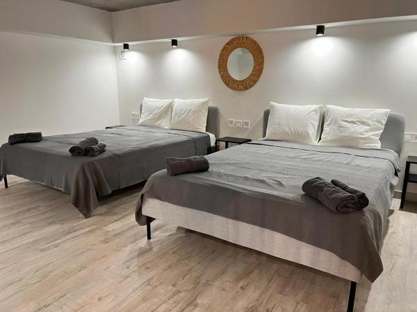 Cervero 24A : photo 10 de la chambre appartement supérieur