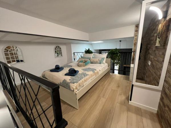 Cervero 24A : photo 4 de la chambre appartement en duplex