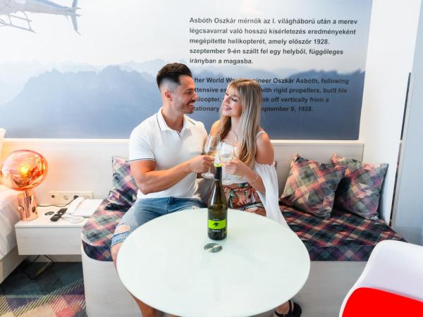 Science Hotel : photo 1 de la chambre chambre lit king-size ou lits jumeaux supérieure