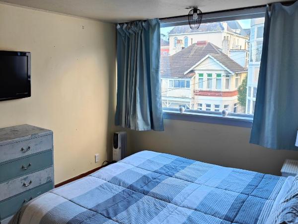 Manor house backpackers : photo 2 de la chambre chambre triple standard