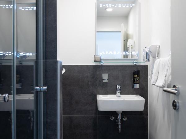 Hotel Innception : photo 6 de la chambre chambre simple standard