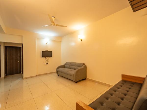 Seasons Suites Bommasandra : photo 3 de la chambre appartement 2 chambres avec balcon et terrasse