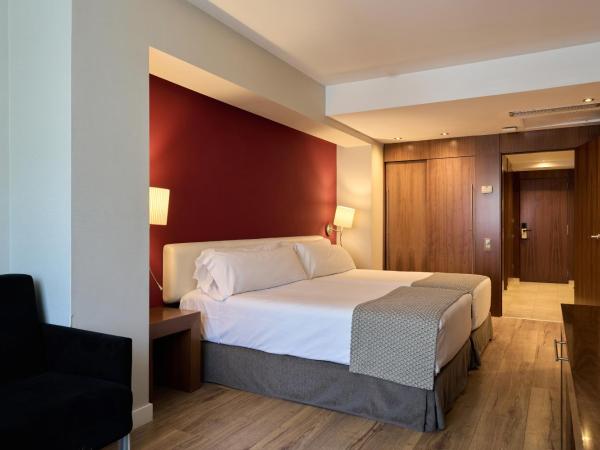 Catalonia Ramblas 4* Sup : photo 2 de la chambre chambre familiale (4 personnes)