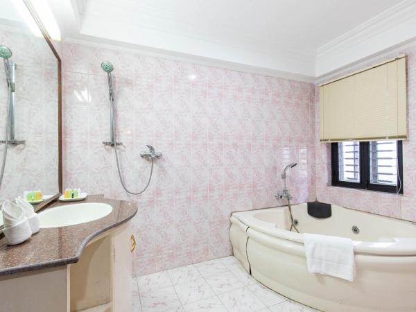 Buki Lazimpat - Norchhok Boutique Hotel : photo 1 de la chambre chambre double ou lits jumeaux deluxe avec balcon