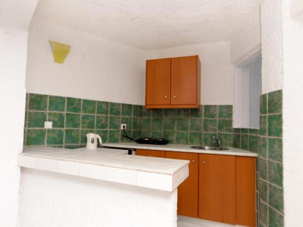 Classic Apartments : photo 5 de la chambre appartement 1 chambre supérieur avec vue latérale sur la mer