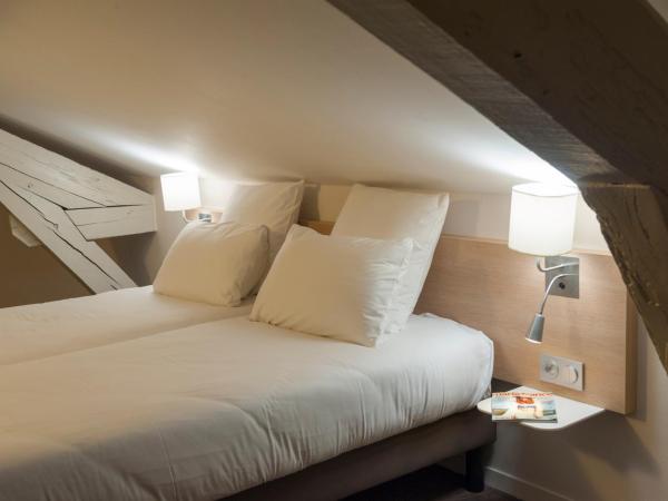 Brit Hotel Mâcon Centre Gare : photo 3 de la chambre chambre double confort mansardée