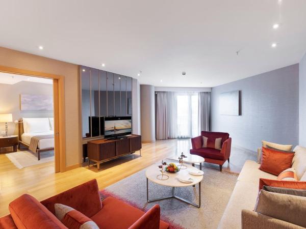 CVK Park Bosphorus Hotel Istanbul : photo 3 de la chambre appartement 1 chambre avec vue sur bosphore - park prestige suites 