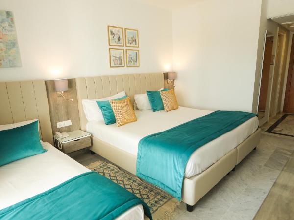 Hotel Marhaba Beach : photo 5 de la chambre chambre triple