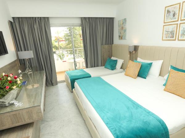 Hotel Marhaba Beach : photo 4 de la chambre chambre triple