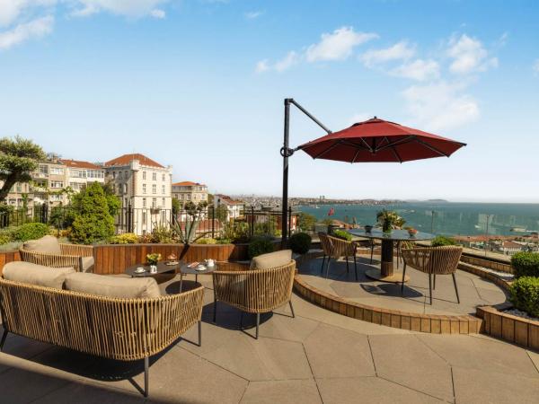CVK Park Bosphorus Hotel Istanbul : photo 1 de la chambre appartement 3 chambres park prestige suites avec terrasse et accès au salon - vue sur bosphore