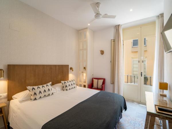 La Siesta de Picasso : photo 1 de la chambre chambre double avec balcon