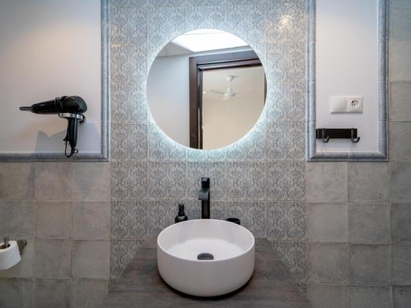 La Siesta de Picasso : photo 10 de la chambre suite junior avec balcon