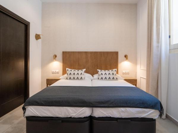 La Siesta de Picasso : photo 4 de la chambre chambre double - rez-de-chaussée