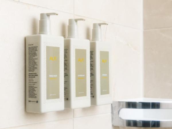 Hilton Waikiki Beach : photo 5 de la chambre chambre lit king-size deluxe - vue sur océan