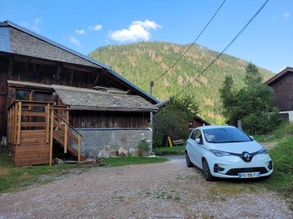 Chalet Lisa : photo 8 de la chambre chambre double avec salle de bains privative