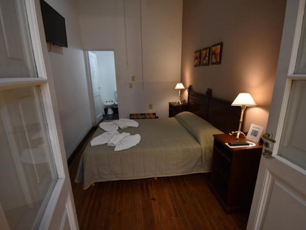 Hotel Plaza : photo 4 de la chambre chambre double standard