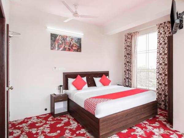 OYO Hotel Lotus Prime : photo 10 de la chambre chambre double standard