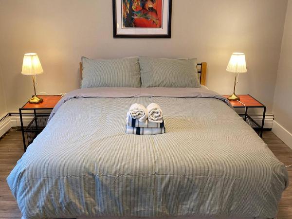 Brand New Modern Flat 2br1ba Whyte And University : photo 1 de la chambre maison de vacances