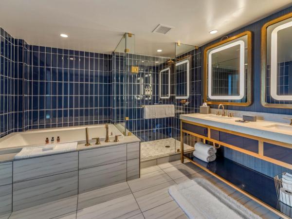 Omni Oklahoma City Hotel : photo 6 de la chambre suite lit king-size