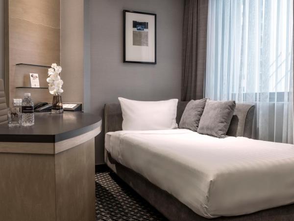 M Hotel Singapore City Centre : photo 4 de la chambre  club premier with one king bed and one sofa bed