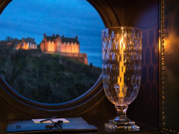 100 Princes Street : photo 9 de la chambre chambre double classique - vue sur château