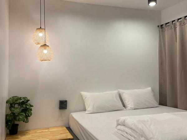 Ekanek Hostel : photo 10 de la chambre chambre lit king-size