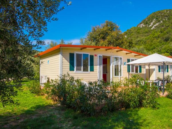 Camping Residence Oliva : photo 8 de la chambre mobile home