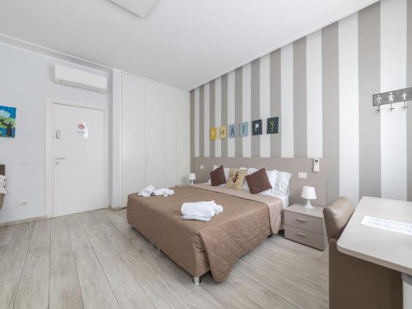 CHEZROMYK the K B&B : photo 6 de la chambre chambre triple