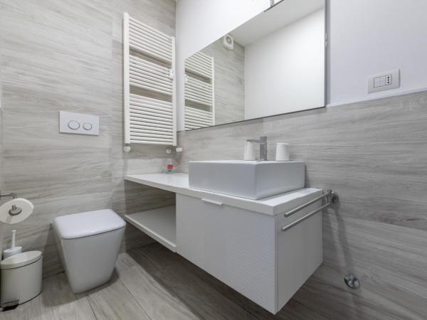 CHEZROMYK the K B&B : photo 8 de la chambre chambre triple