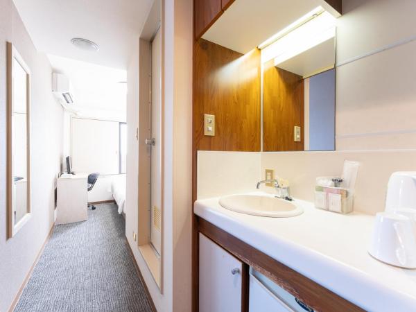 Tabist Urban Stays Asakusa : photo 8 de la chambre chambre double avec petit lit double - non-fumeurs