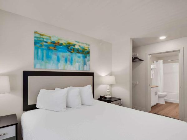 WaterWalk Extended Stay by Wyndham Charlotte - Arrowood : photo 3 de la chambre two bedroom suite balcony - 2 queen beds